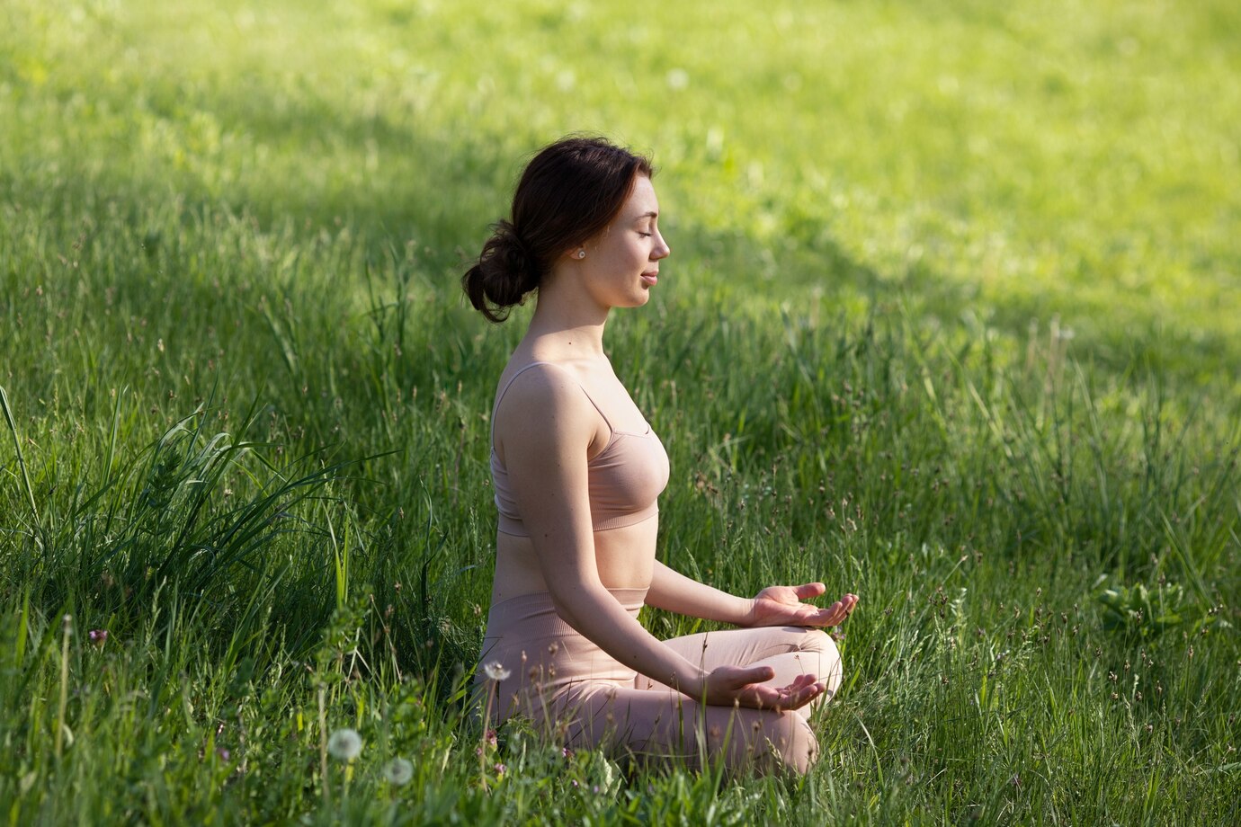 Преимущества медитации в процессе отказа от курения
